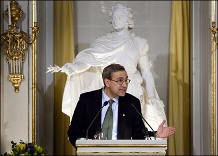 دادامنىڭ چامادىنى (ئورخان پامۇكنىڭ&nbsp;نۇتقى)